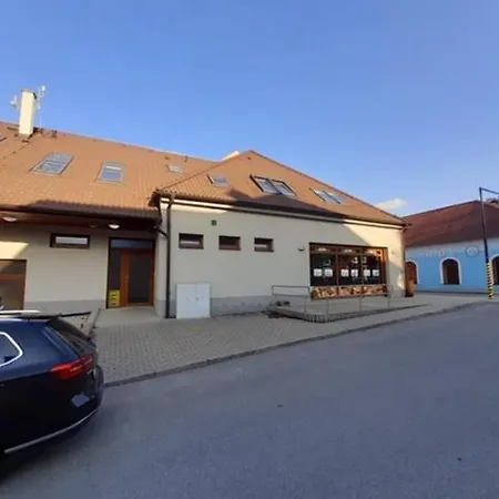 Kamenice Apartment Kamenice nad Lipou